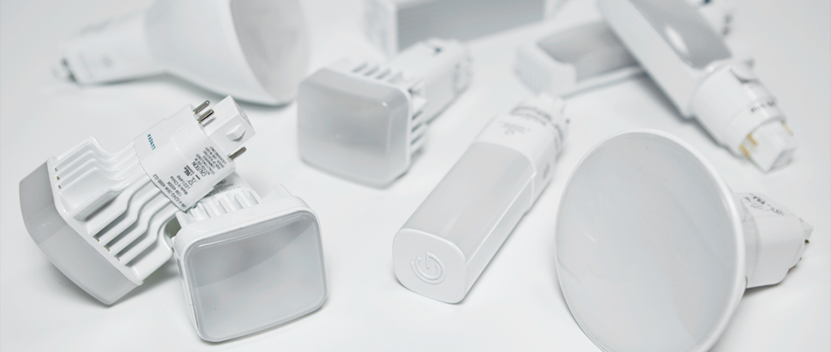 9 different types lightbulbs varying in size and shape