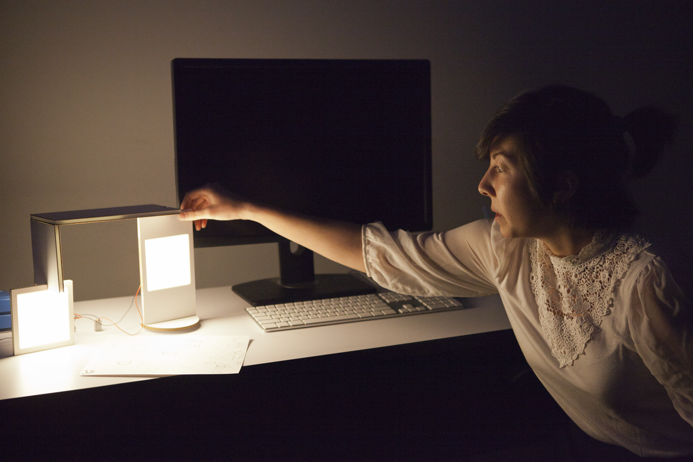 Geometric light fixture with two separate square light sources